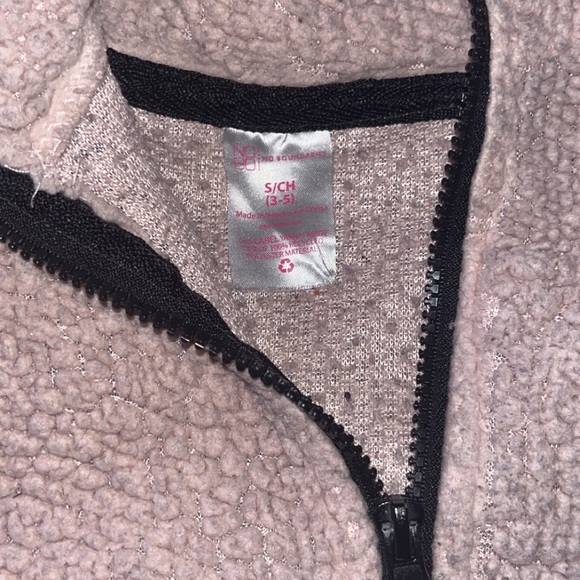 Light Pink Women’s  Pull Over - Picture 2 of 2